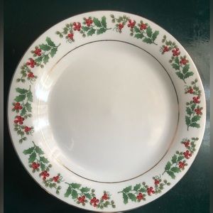 Gibson Dinnerware Dessert Plates x4